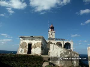 Skikda, le phare de l\'île de Srigina en septembre 2005