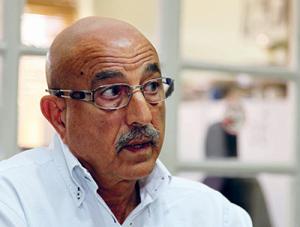 Algérie - Omar Aktouf. Professeur à HEC Montréal «Vendre du pétrole pour acheter la paix sociale est aberrant»