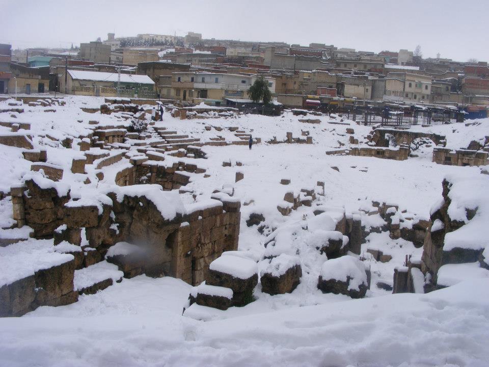 L’amphithéâtre romain de Tébessa sous la neige