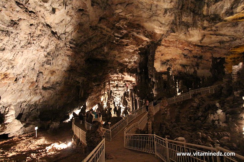 A visiter, unique au monde  Les Grottes féeriques des Beni Add à ain Fezza, Tlemcen.