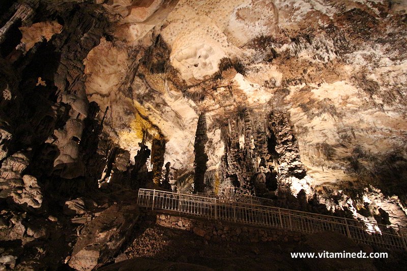 Les Grottes féeriques des Beni Add à ain Fezza, Tlemcen.