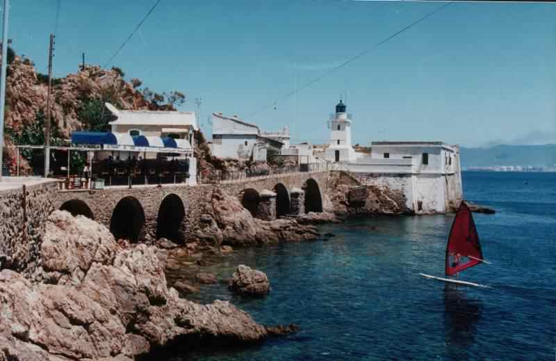 Skikda (Philippeville)  ilot des Singes et le Phare Vert Molot