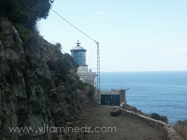 Phare du Cap Bougaroun, photo prise le 19 Septembre 2005