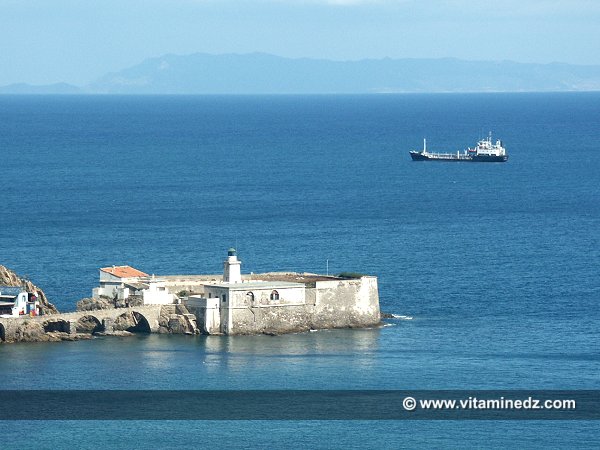 Skikda Phare Molot (Ilot des singes)