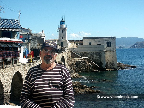Skikda Phare Molot (Ilot des singes)