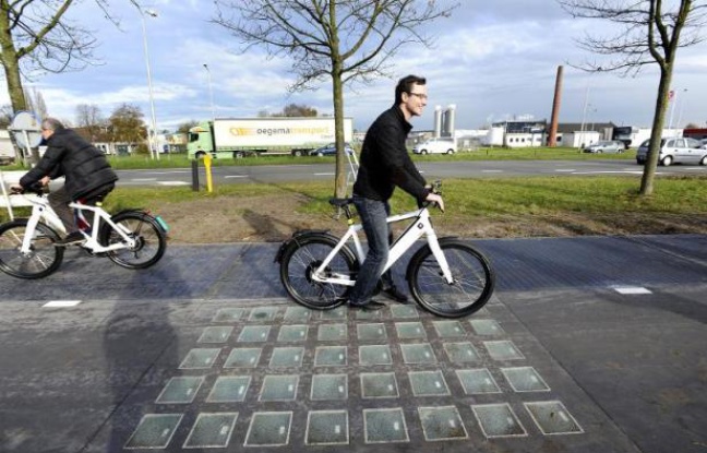 Planète - Les Pays-Bas dévoilent la première piste cyclable solaire au monde