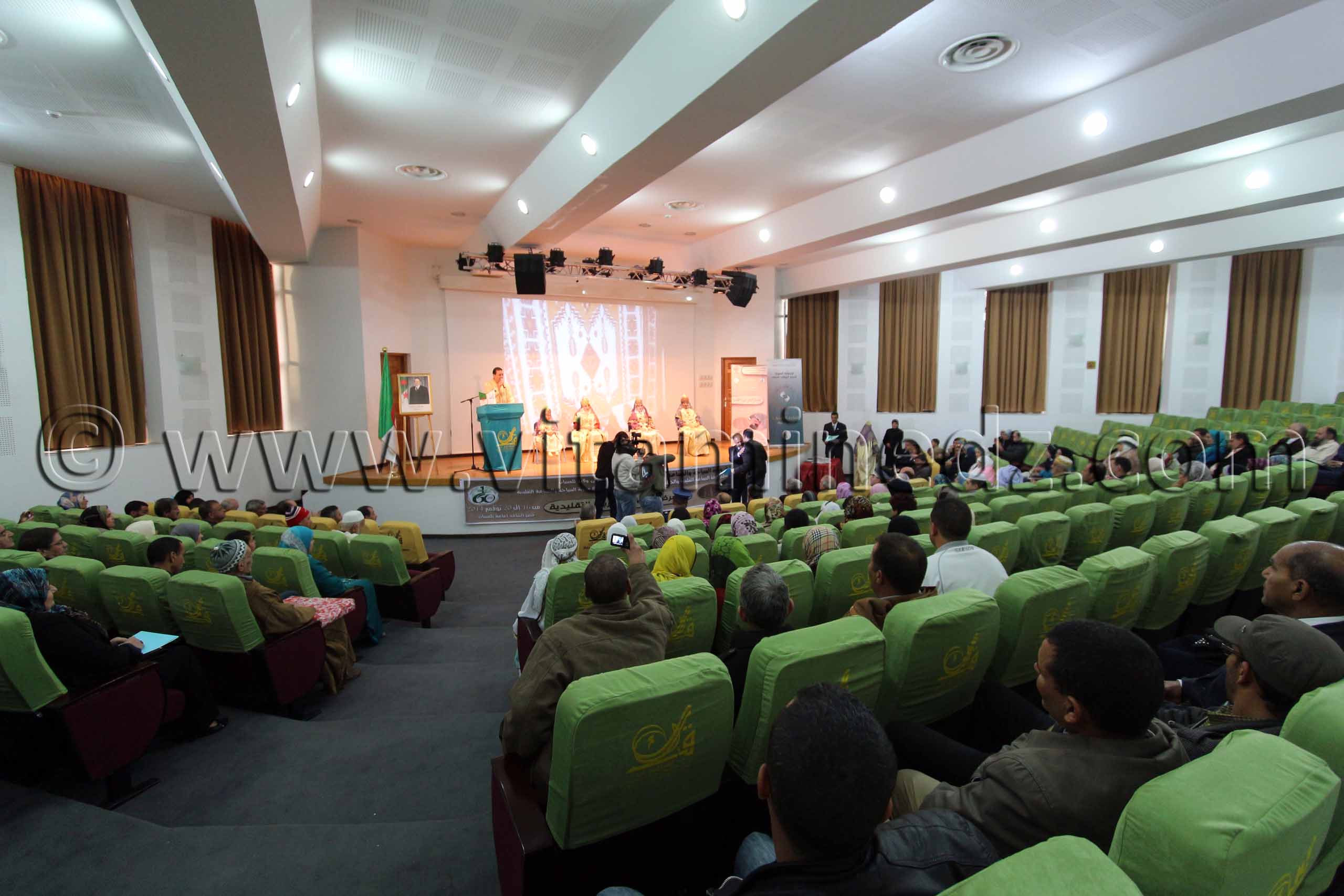 Remise des prix Tlemcen Salon National du Tapis à partir du 16 Novembre 2014