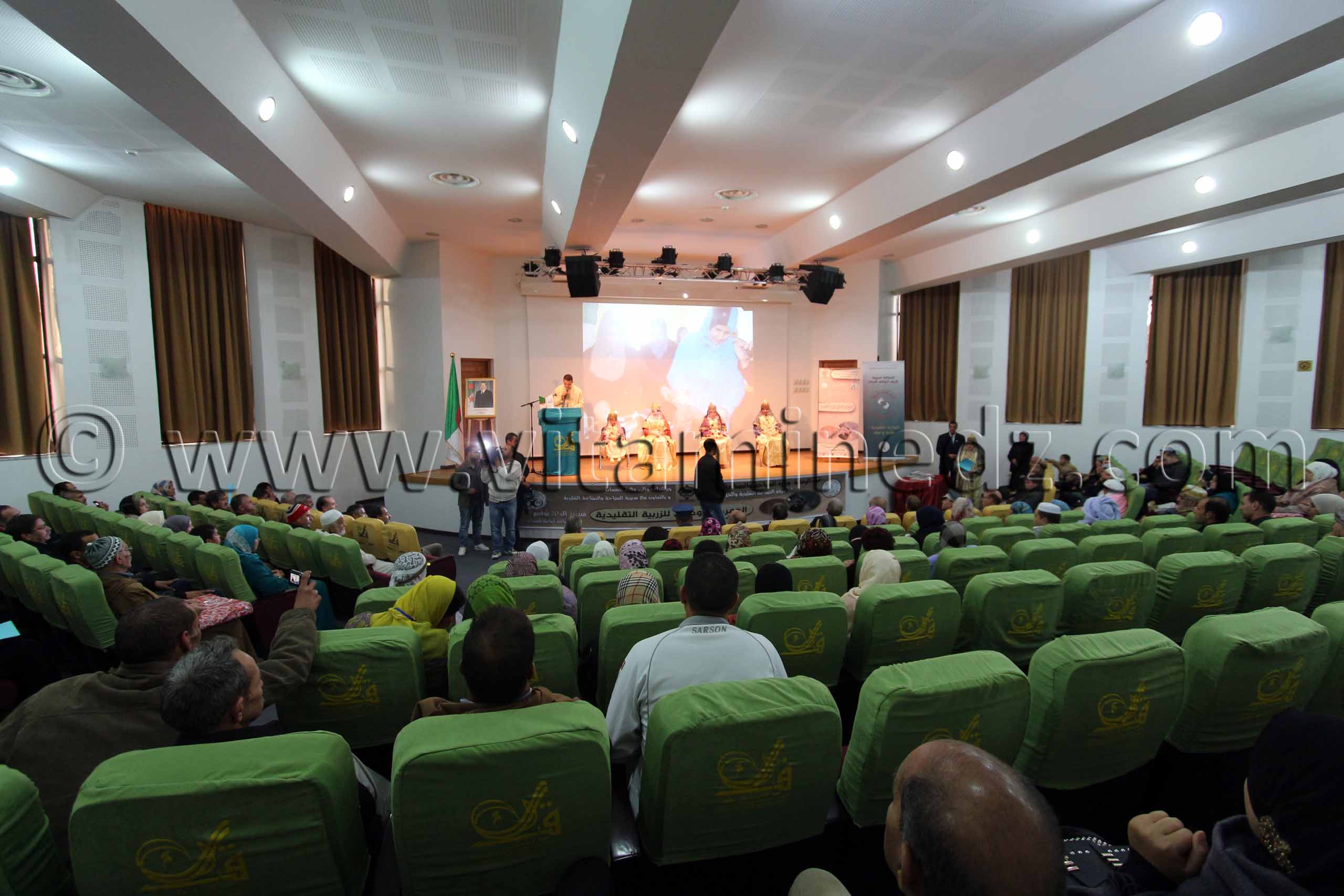 Remise des prix Tlemcen Salon National du Tapis à partir du 16 Novembre 2014