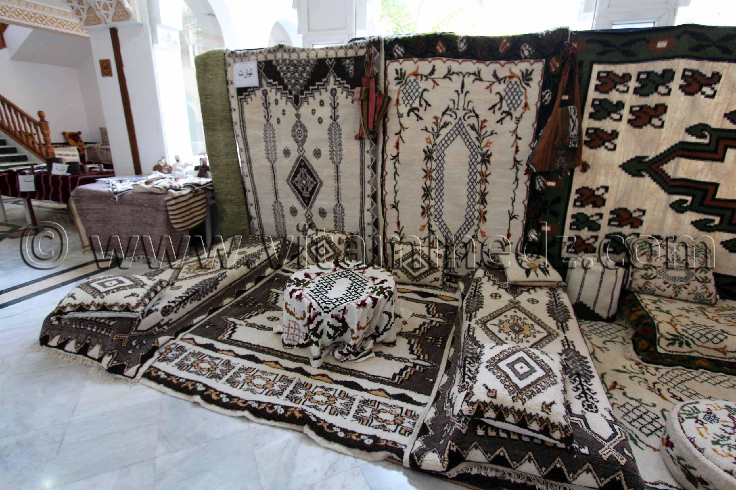 Tapis de Tiaret Salon National du Tapis à partir du 16 Novembre 2014 à Tlemcen