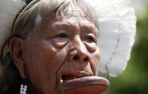 Planète - Les défenseurs du droit à la terre victimes d'une répression accrue