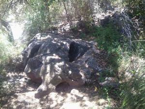 Adghar Yeflane - Le rocher troué