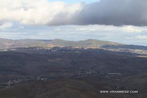 Le Mont Zaccar depuis l'autoroute Est-Ouest