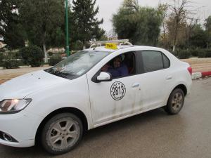 أول سيارة أجرة نسوية من تويل أنساج