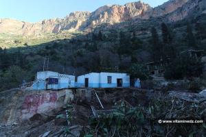 Un restaurant détruit ... à El Ourit
