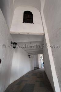 Alger, Escalier menant du port de pêche vers le Bd Che Guevara