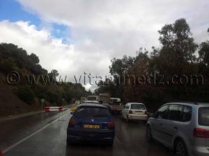 Khemis Miliana, RN4 en travaux et encombrée Wilaya de Ain Defla