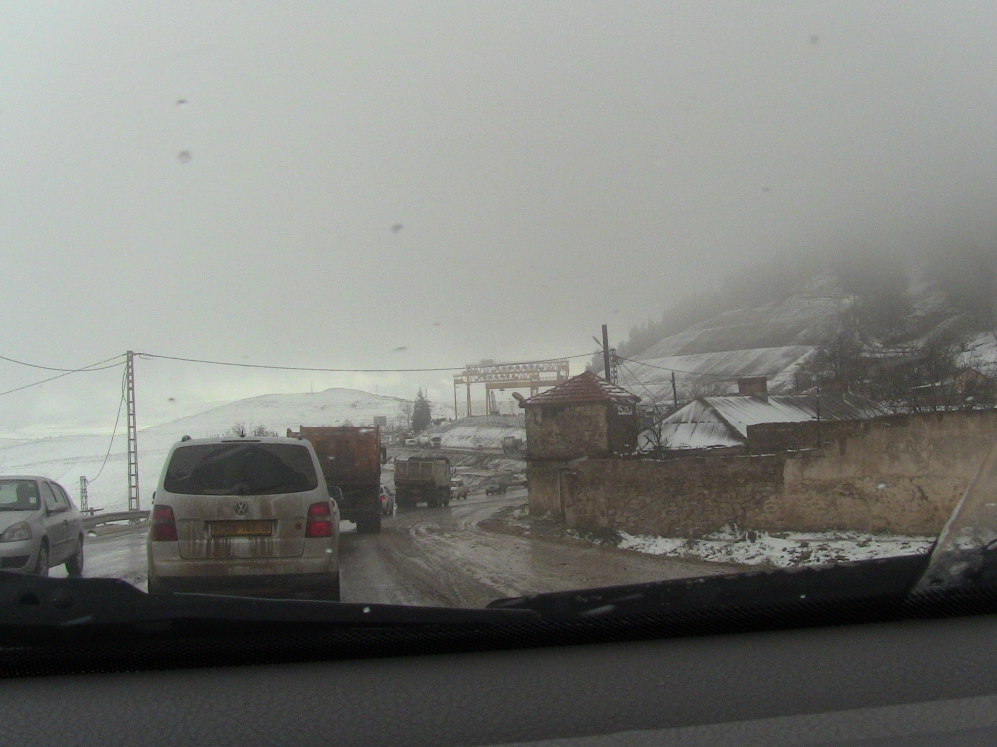 Premières chutes de neige sur le Col de Ben chicao (Hier le 07.12.14)