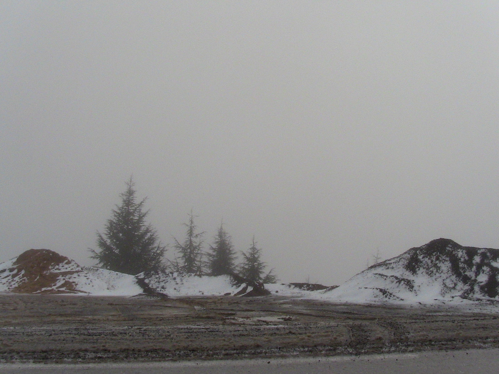 Premières chutes de neige sur le Col de Benchicao (Hier le 07.12.14
