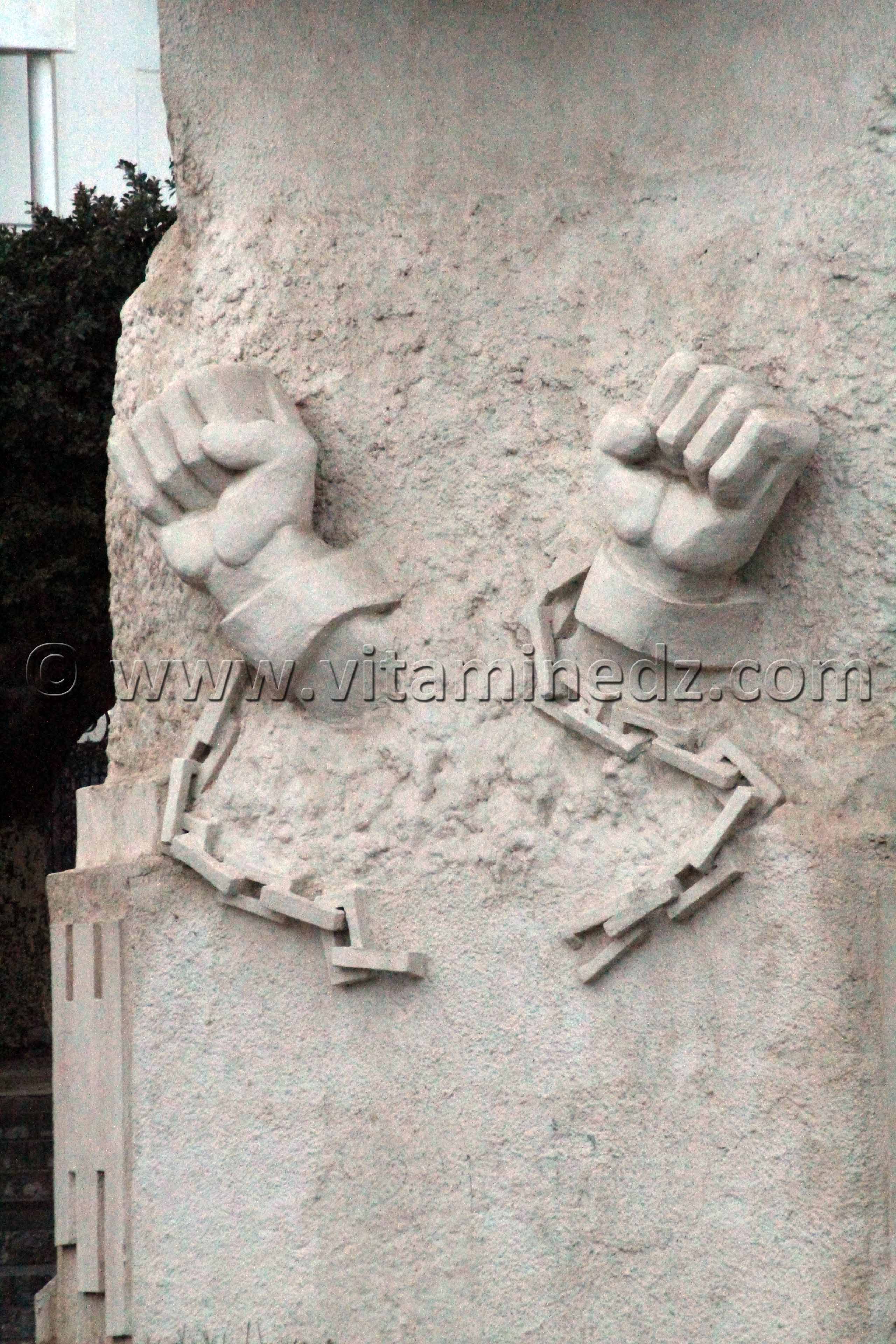 Qui sauvera l'œuvre de M'hamed Issiakhem?