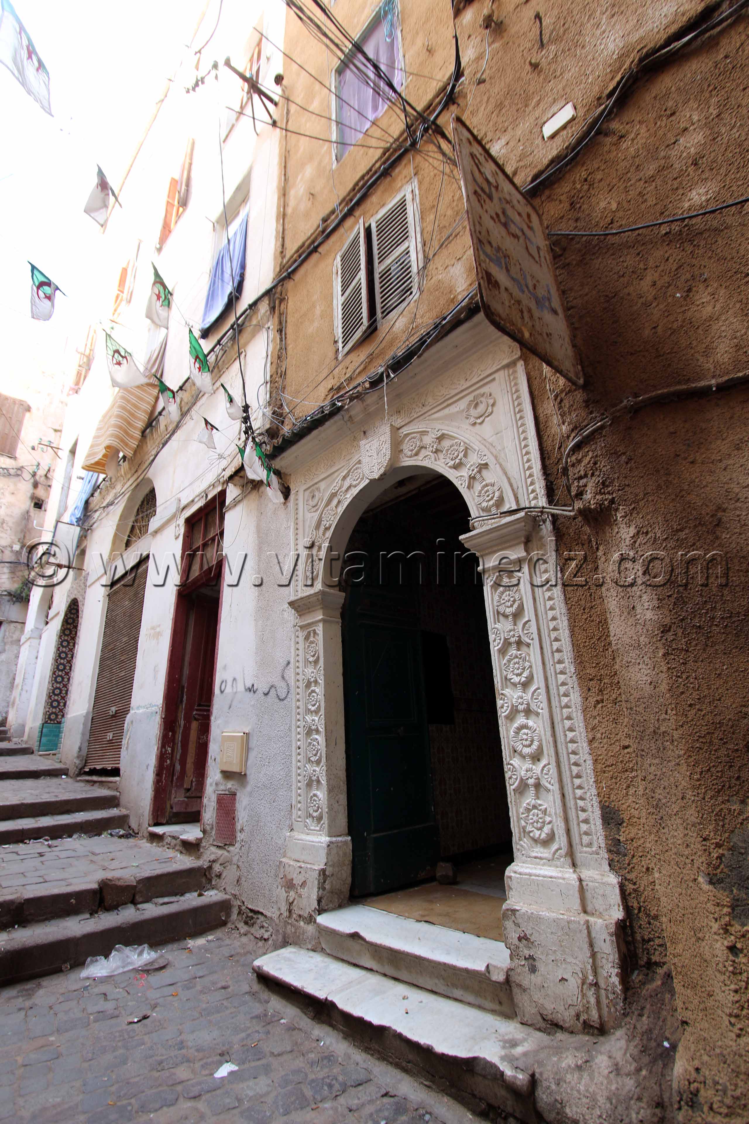 Porte d'une ancienne maison Casbah d'Alger, Patrimoine immobilier en voie de dispartition