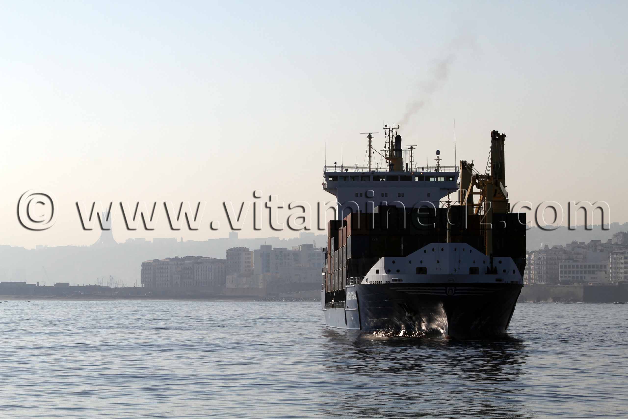 Traversée touristique par Ferry, Alger Port vers La Madrague