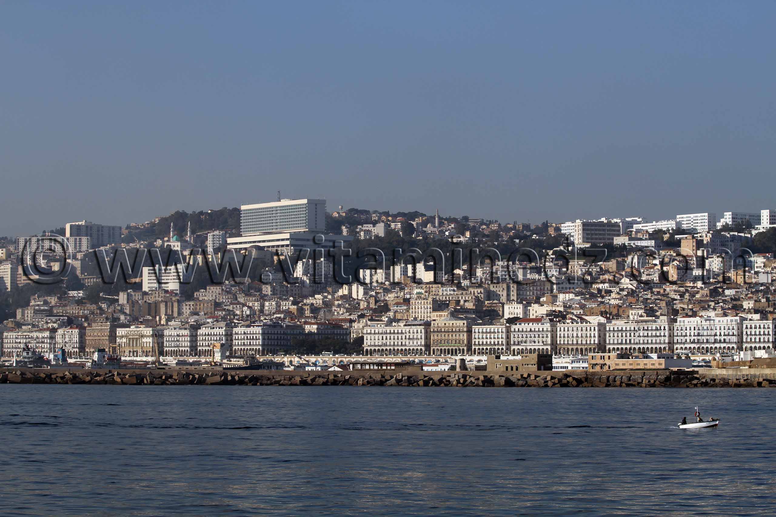 Vue sur Alger Traversée touristique par Ferry, Alger Port vers La Madrague