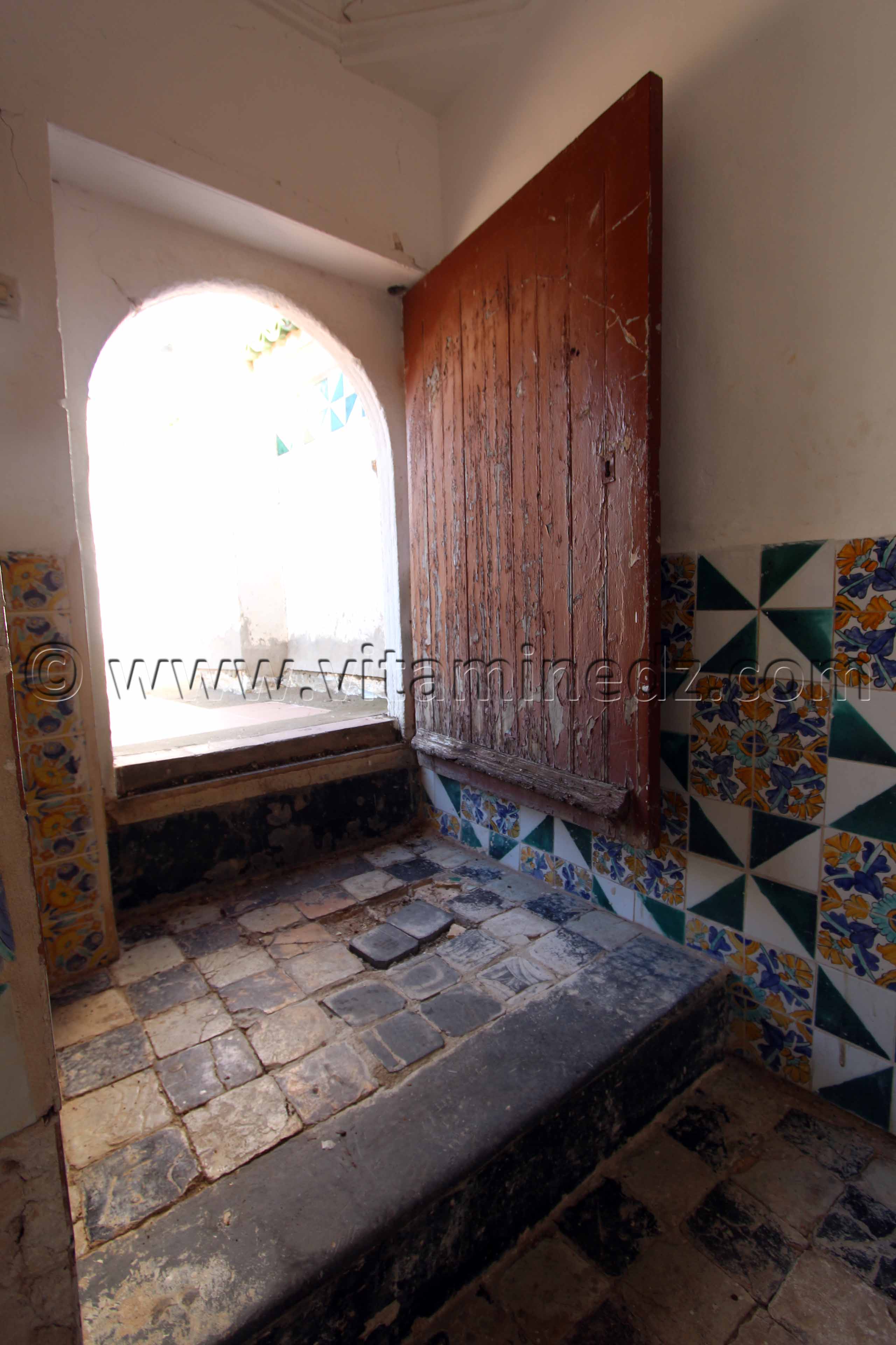 Bab Esstah, Dar Khdawej El Amia convertit en musée des Arts et Traditions Populaires