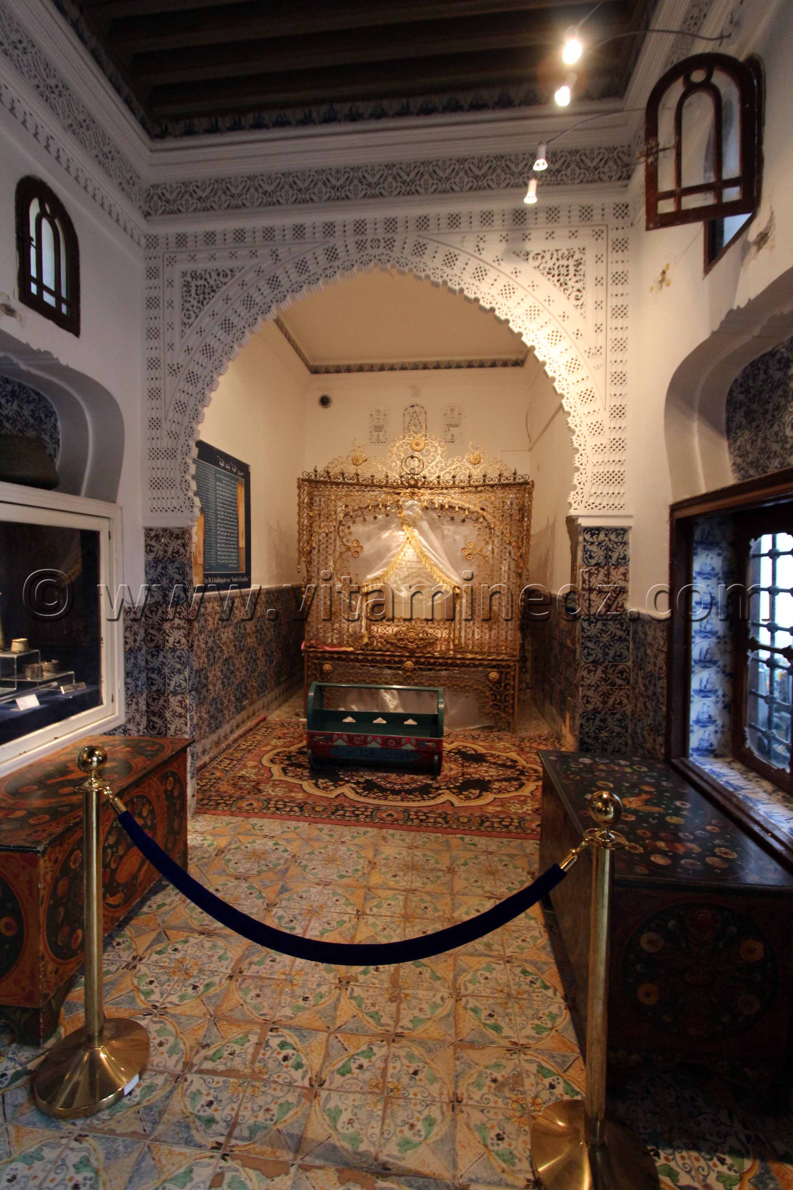 Lit Baldaquin; Dar Khdawej El Amia convertit en musée des Arts et Traditions Populaires