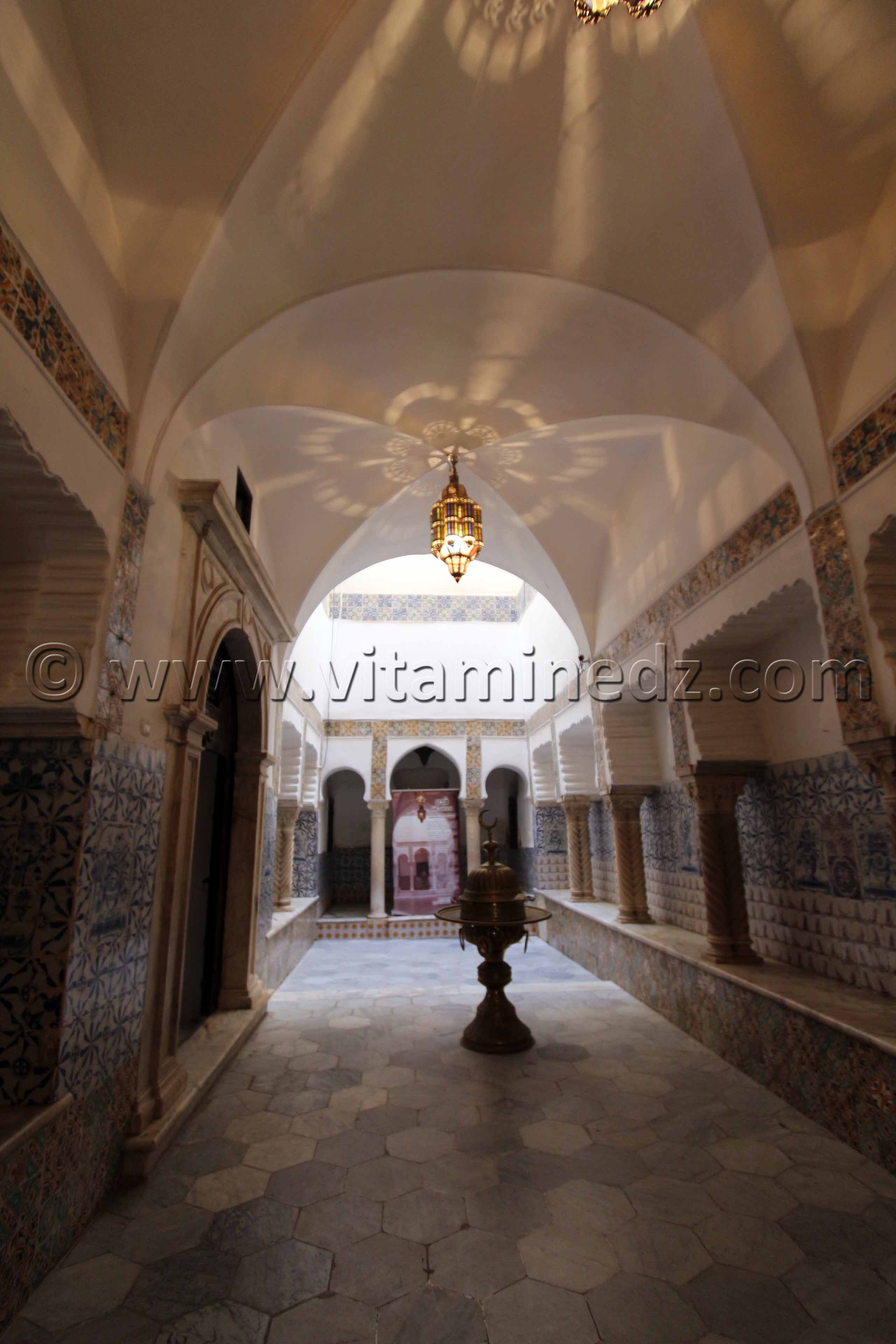 Entrée Musée National de l'enluminure, de la miniature et de la calligraphie au Palais Dar Mustapha Pacha, Casbah, Alger