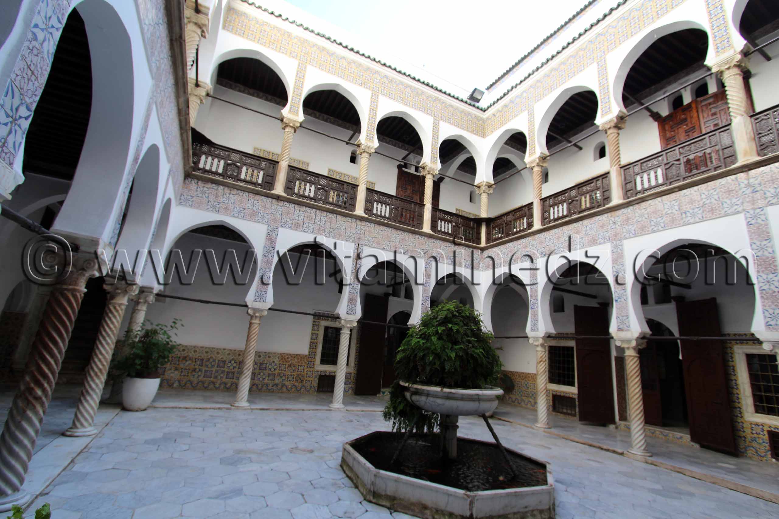 Musée National de l'enluminure, de la miniature et de la calligraphie au Palais Dar Mustapha Pacha, Casbah, Alger