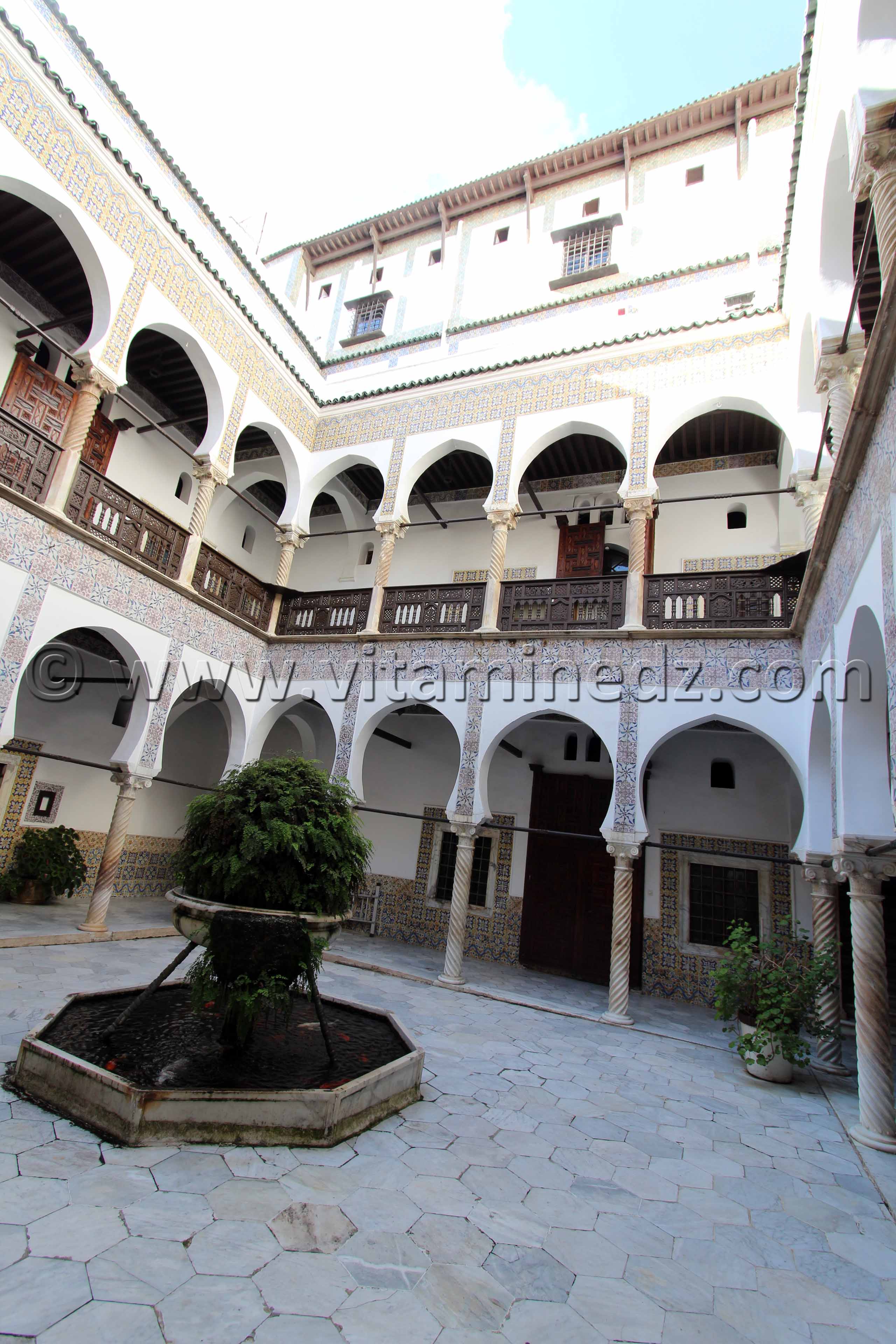 Musée National de l'enluminure, de la miniature et de la calligraphie au Palais Dar Mustapha Pacha, Casbah, Alger