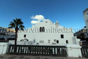 Jamaa al-Jdid ( الجامع الجديد, « nouvelle mosquée » en arabe) Mosquée de la Pêcherie.