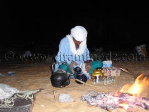 Guide chamelier non loin de Tala (Timimoun)