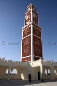 Minaret de la nouvelle mosquée de la Zaouia de Cheikh Belkbir à Adrar