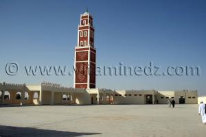 Terrasse de la nouvelle mosquée de la Zaouia de Cheikh Belkbir à Adrar