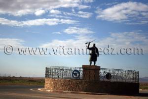 Stèle Moudjahed, Wilaya de Naama