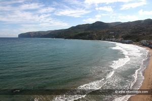 Tlemcen - Sidna Youchaa, la plage désormais coupée en 2 à cause du port de pêche