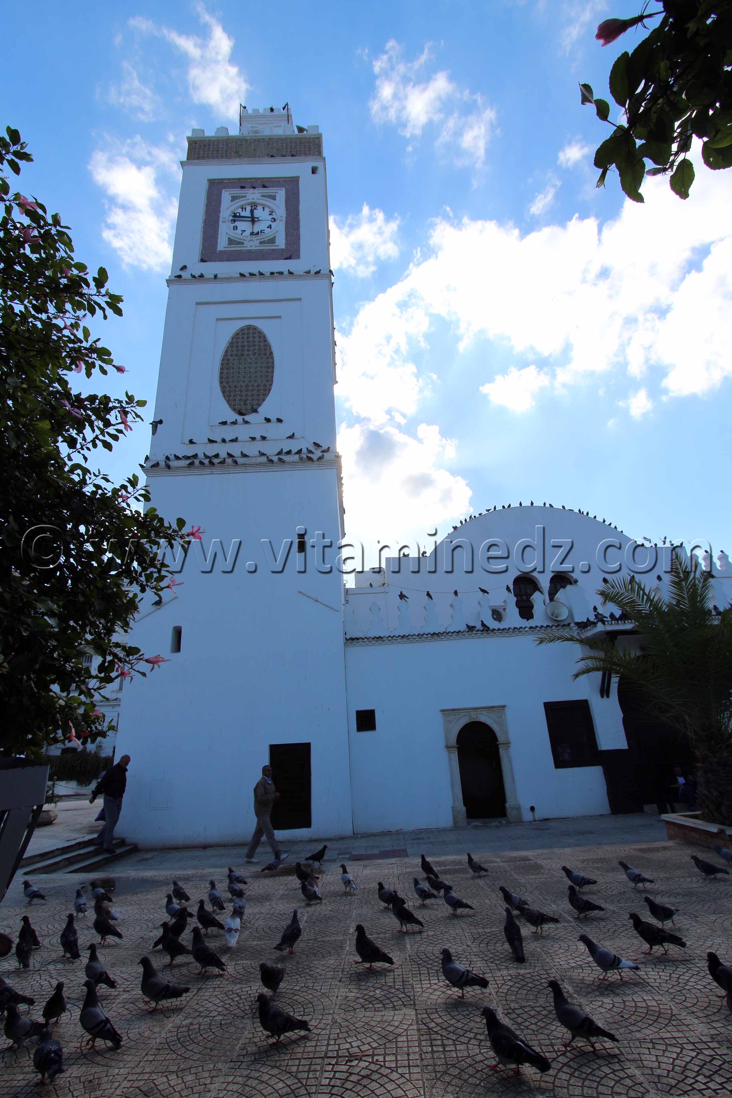Jamaa al-Jdid ( الجامع الجديد, « nouvelle mosquée » en arabe) Mosquée de la Pêcherie.