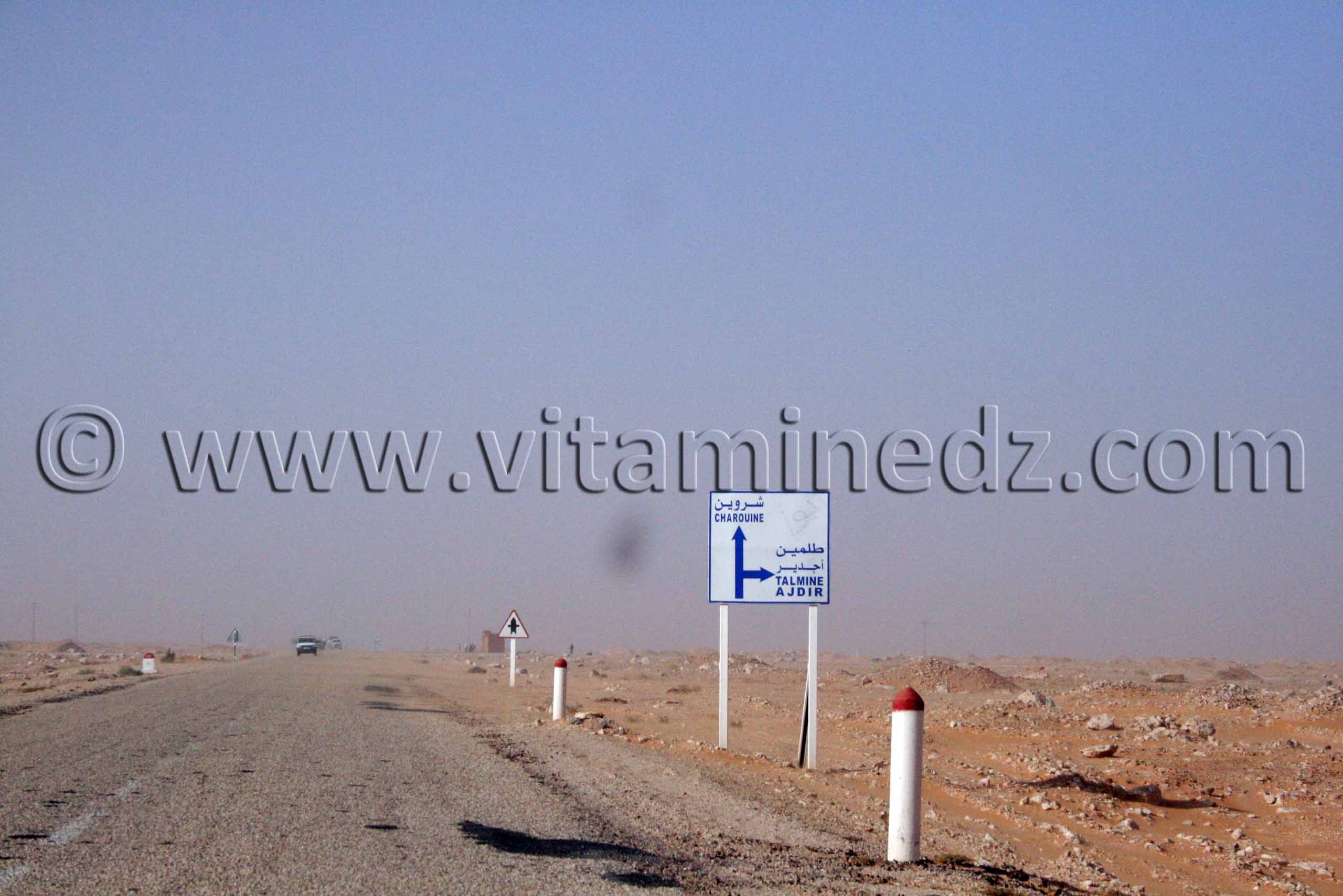 Route vers Ajdir, Talmine Commune de Charouine, wilaya d'Adrar