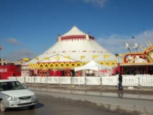 Chapiteau du cirque Amar