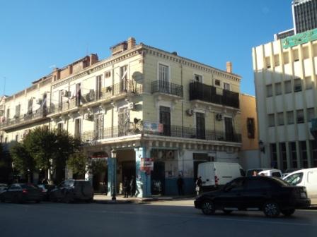 Vielle batisse à architecture ancienne