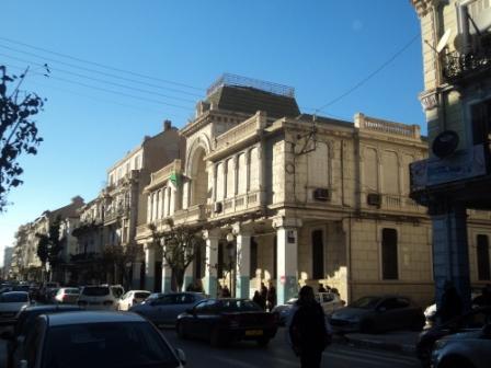 Vielles batisses à architecture ancienne