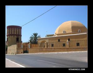 Photos de Mostaganem, tombeau du bey Bechlaghem