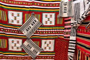 Tapis de Timimoun, Foire nationale de la femme artisane à Tlemcen