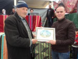 Remise de tableaux d'honneur