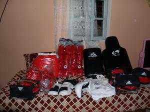 IGHIL-igoulmimène ;construit ,instruit ,forme et informe .