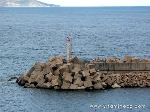 Port d\'Azeffoun, balise