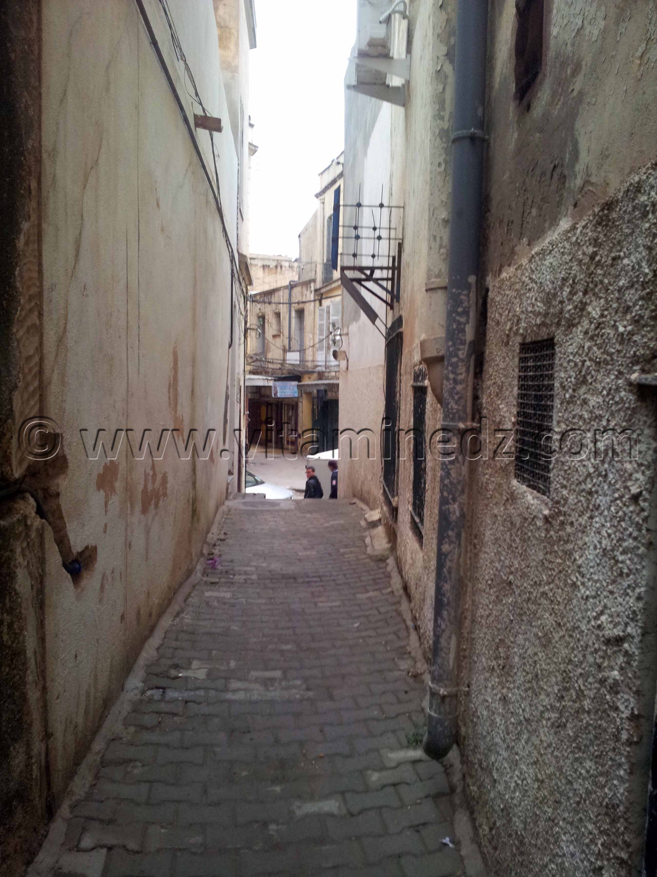 Derb El Hajamines (rebouteux? coiffeurs? circonciseurs?)