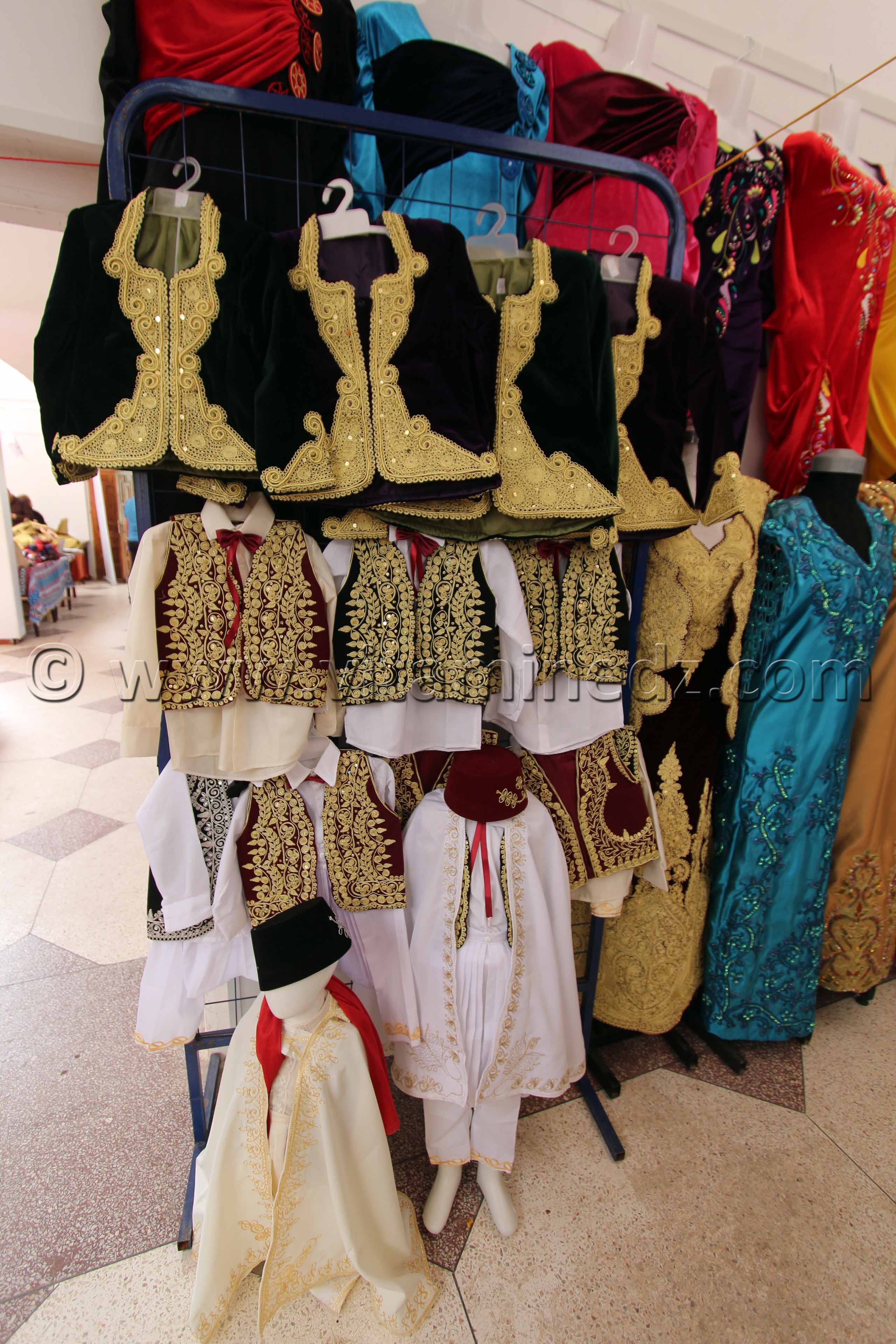 Tenue Circoncision, Constantinoise (Ksentiniya) Fergani, Karakous, Robes, caftans de Constantine, Foire nationale de la femme artisane à Tlemcen