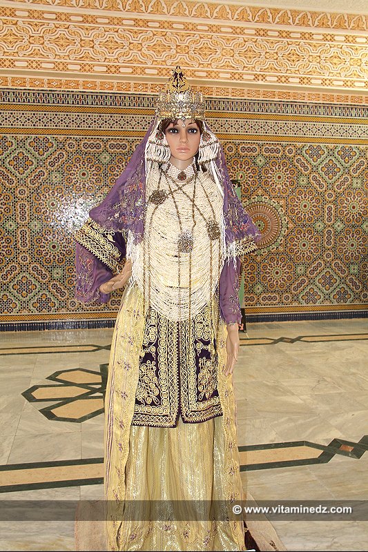 Chedda tlemcenienne  Exposition Bijoux traditionnels de Tlemcen au palais de la culture